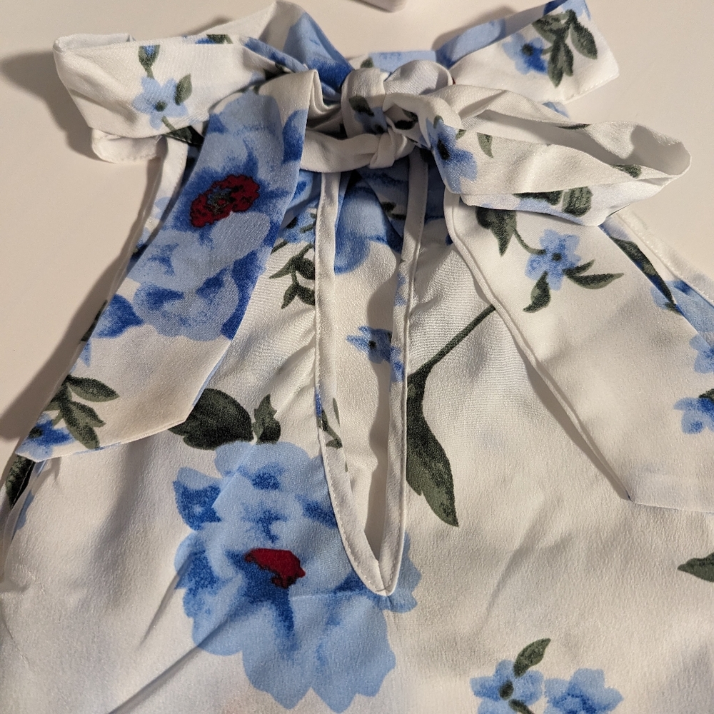 🩷 2 for $10 NWT Shein blouse size M - Picture 2 of 7